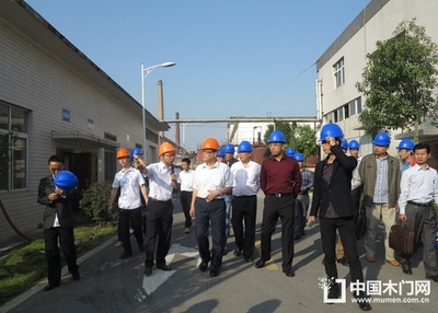 行业标准《木质门销售及售后服务规范》起草组会议在湖南长沙圆满召开